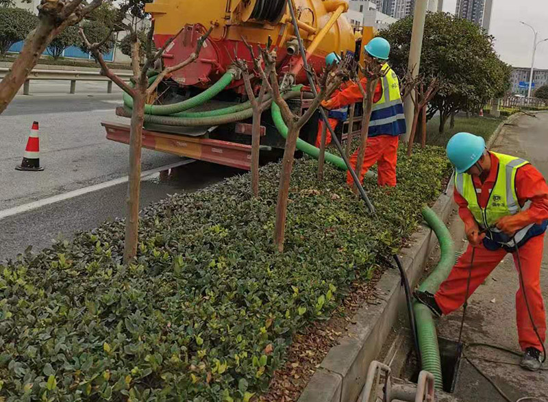 墨脱市政管道清淤